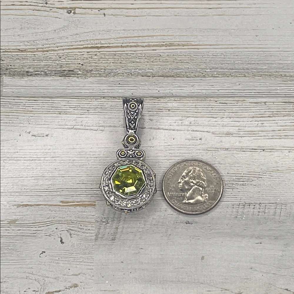 Bali Style Silver Green Gemstone Halo Pendant.